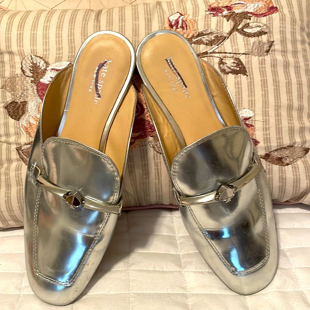 Kate spade silver flats size 7.5